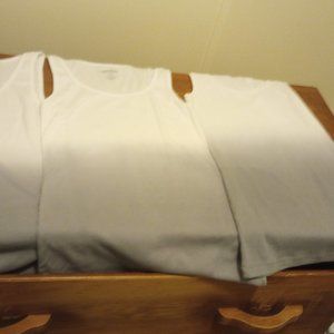 Set of 3 Like New Womens Tank Tops